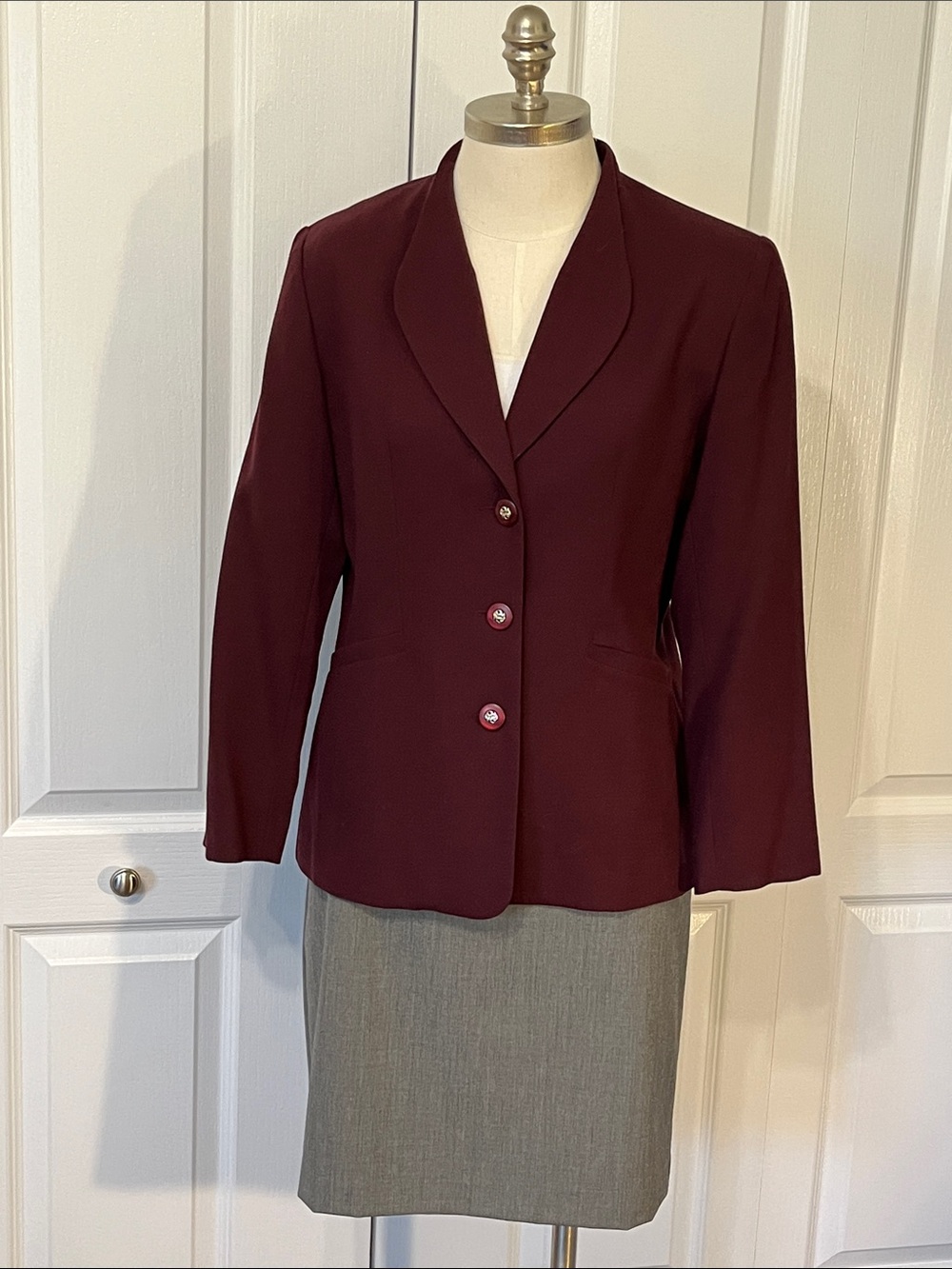 Stefi Laura burgundy wool blazer